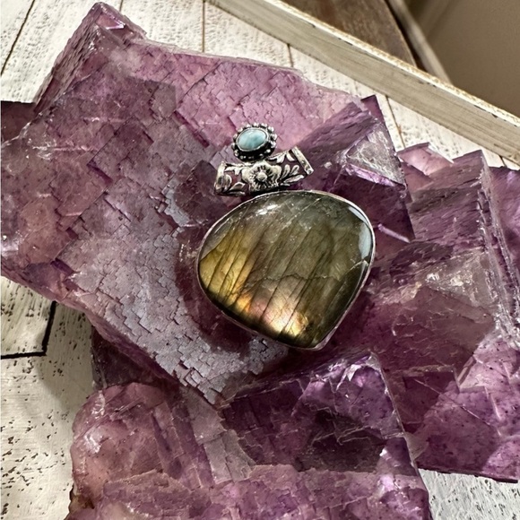 Jewelry - Fiery Flash Labradorite Larimar 925 Sterling Silver Plated Pendant blue green